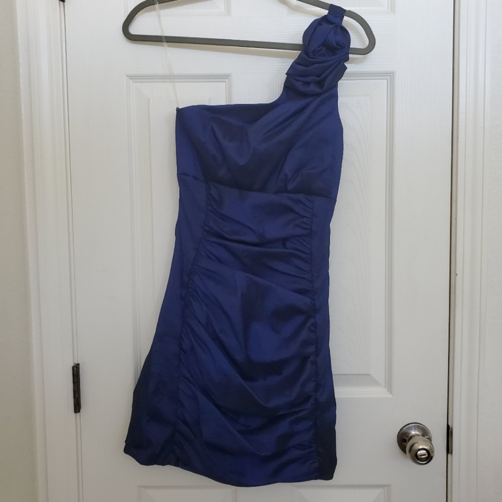 Windsor wedding guest or cocktail dress size 4